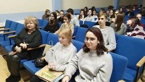 Преподаватели БФУ провели профориентационные занятия для школьников из Зеленоградска