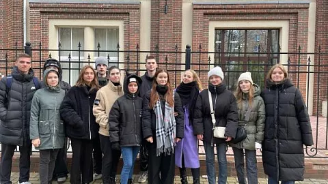 Студенты БФУ посетили Калининградский областной суд с экскурсией