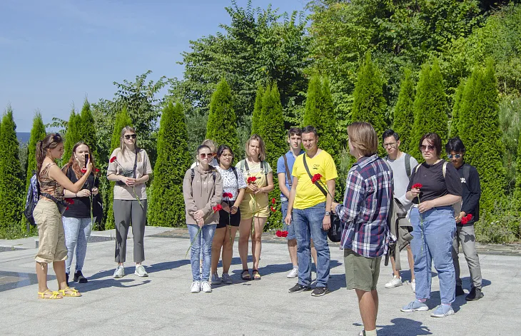 Студенты БФУ посетили экскурсию в Янтарный |  3