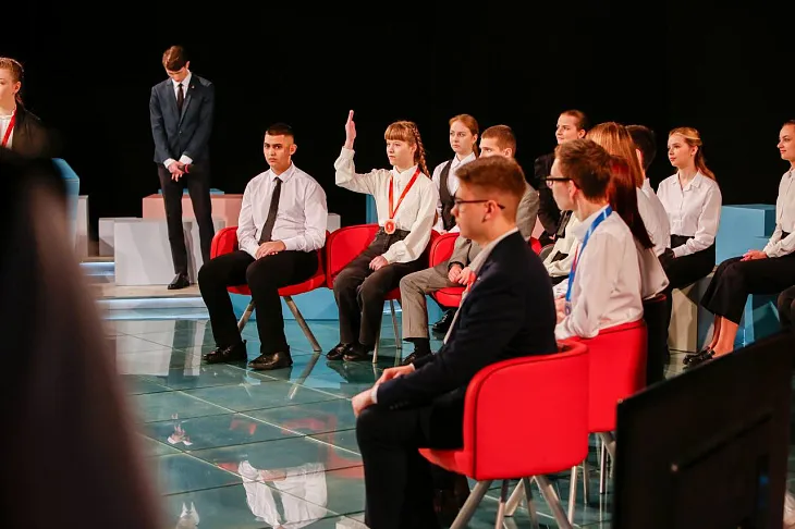 В Калининграде состоялся финал телевизионной олимпиады «Умники и умницы»  |  5
