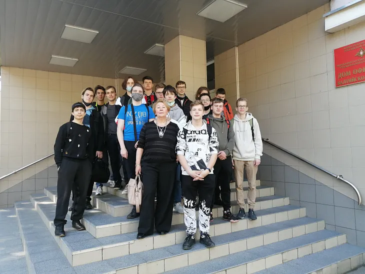 Студенты Университетского колледжа посетили музей 11 гвардейской общевойсковой Краснознаменной армии |  1