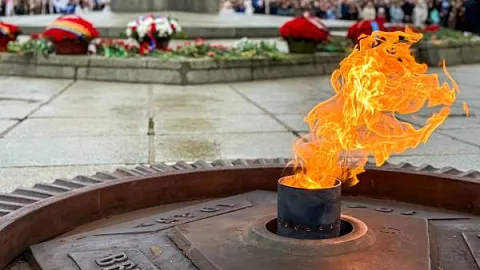 Студенты и сотрудники БФУ почтили память российских солдат 