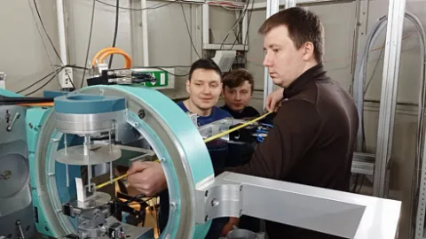Ученые БФУ провели серию экспериментов с рентгеновскими нано-линзами на Курчатовском источнике синхротронного излучения