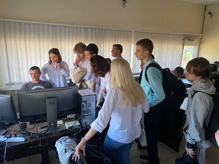 Школьники Калининградской области посетили экскурсии по научным подразделениям БФУ |  9